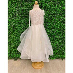 La Petite Style: Layton (Ivory)